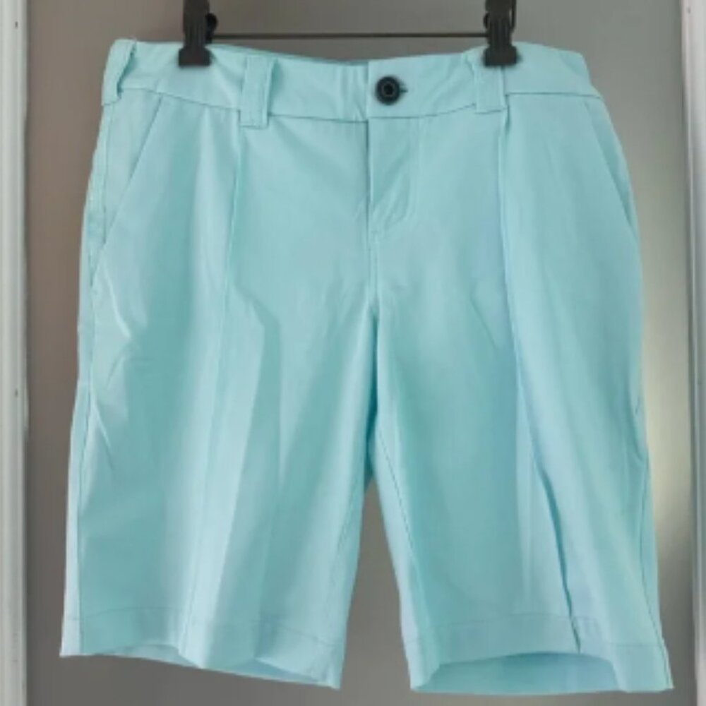 Lululemon Aquamarine Luxtreme club shorts. Womens 6